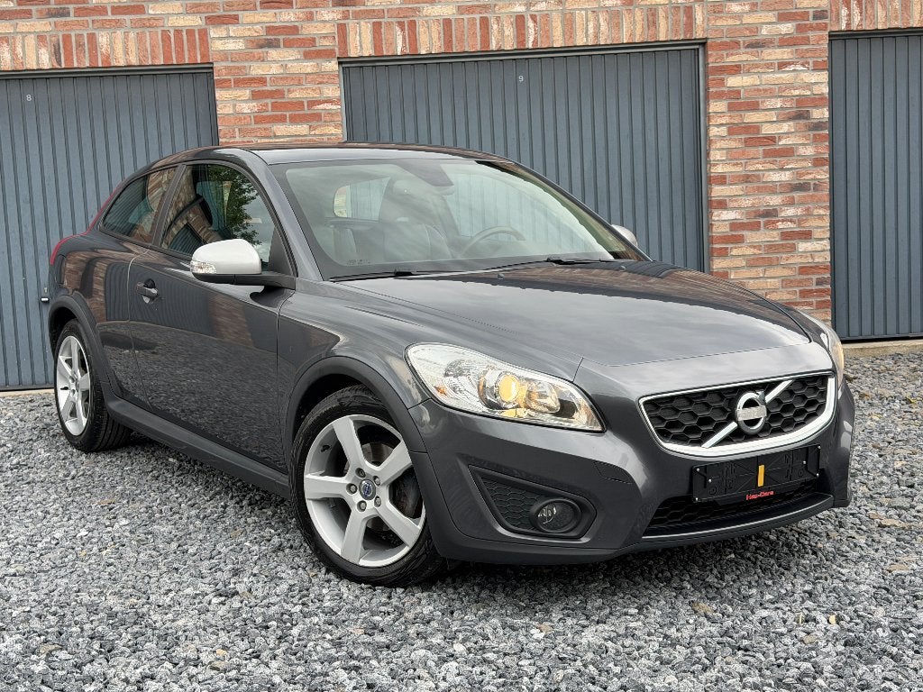 ( R-Design ) Volvo C30 1.6D (114Ch) 1ère Main Carnet Complet, Voorwielaandrijving, Zwart, 4 cilinders, 1600 cc
