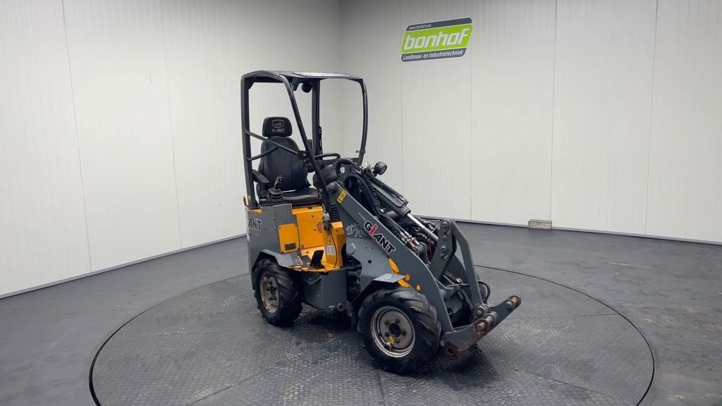 Giant G1200, Chargeuse sur pneus ou Chouleur