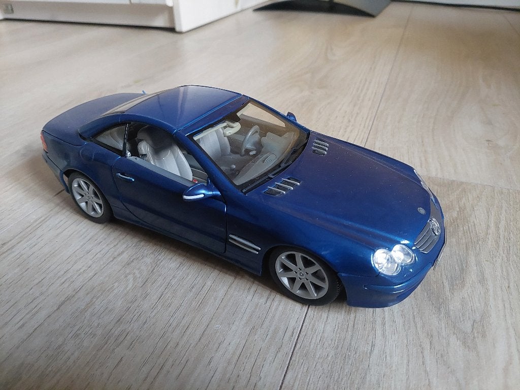 Mercedes SL350 1:18, Enlèvement ou Envoi, Utilisé, Voiture, Maisto