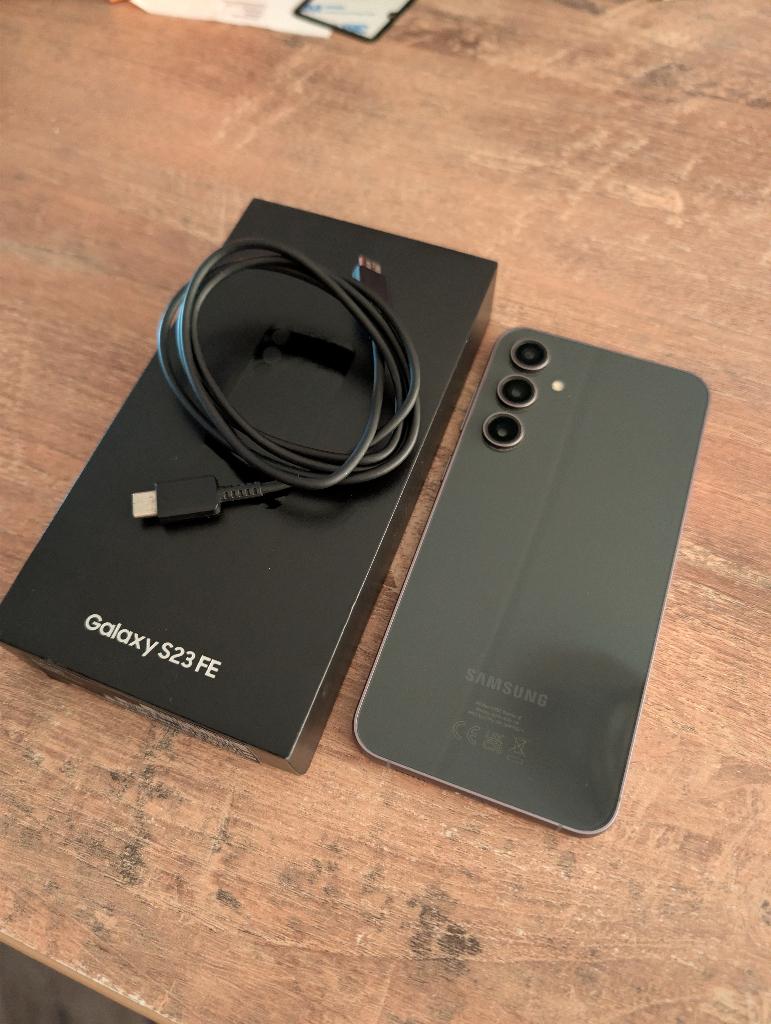 Samsung S23 FE Grafiet 128GB, Telecommunicatie, Mobiele telefoons | Samsung, Zwart, Touchscreen, Ophalen of Verzenden, Zo goed als nieuw
