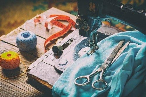 Couturière, Enlèvement ou Envoi