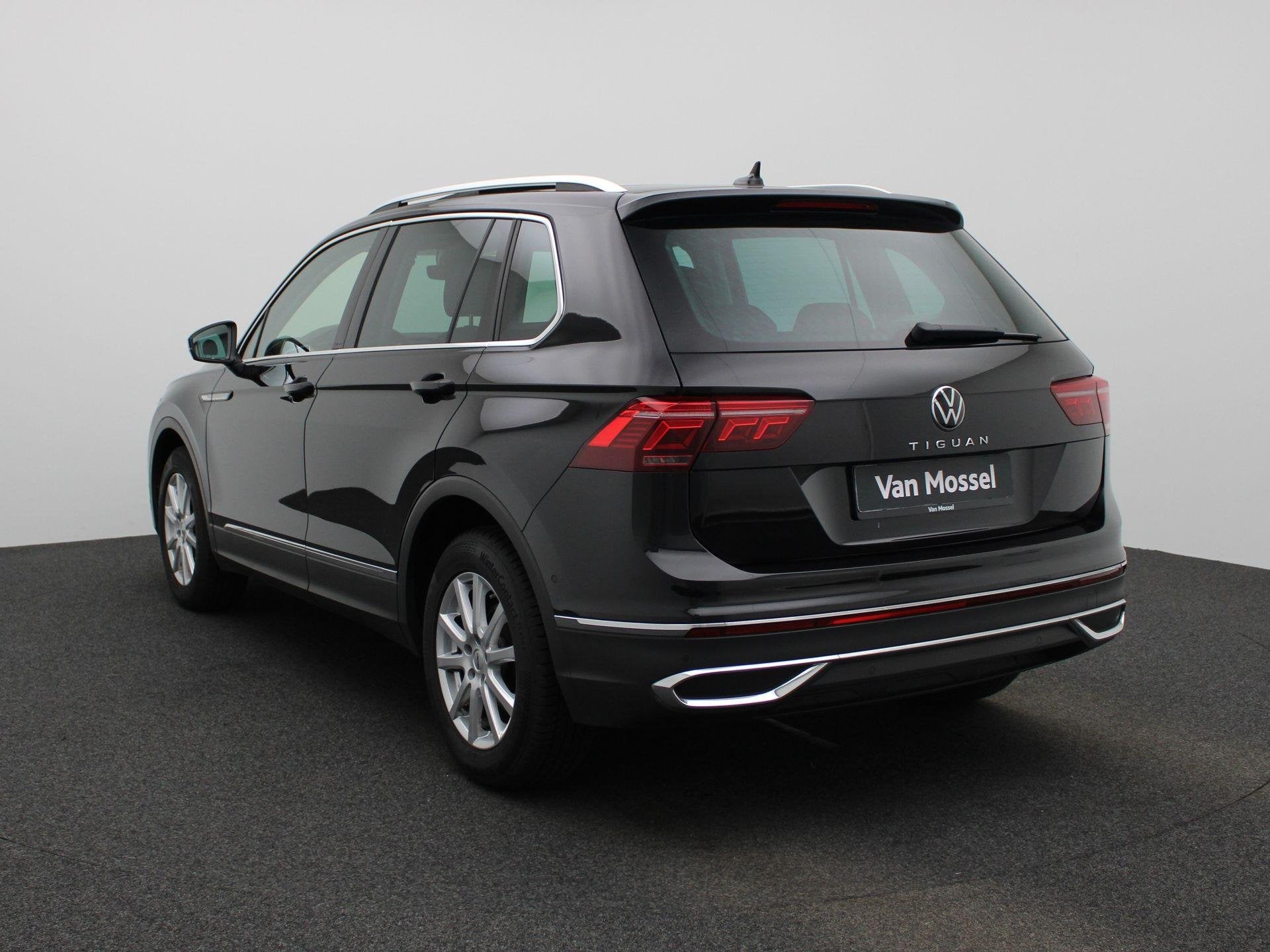 Volkswagen Tiguan 2.0 TDI SCR DSG Elegance (automatique), 110 kW, Entreprise, Noir, 5 portes
