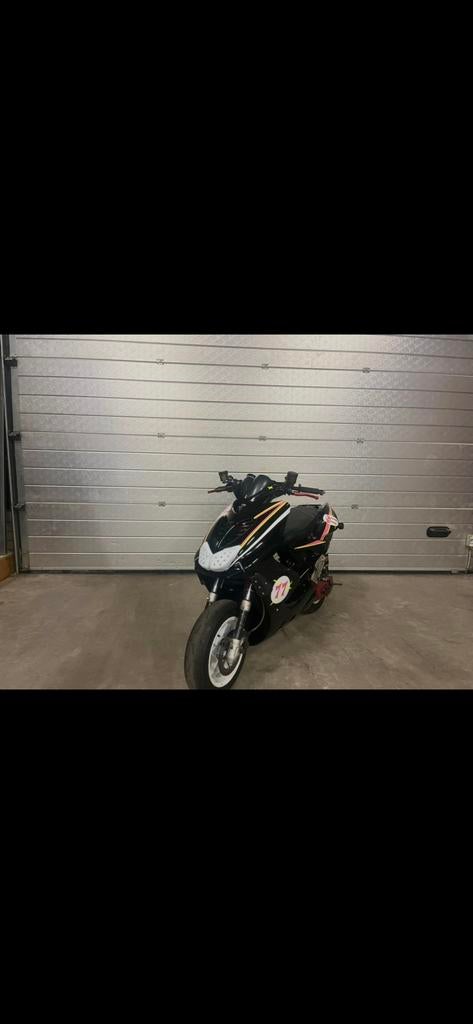 Aerox race scooter, Ophalen, Zo goed als nieuw, Aerox