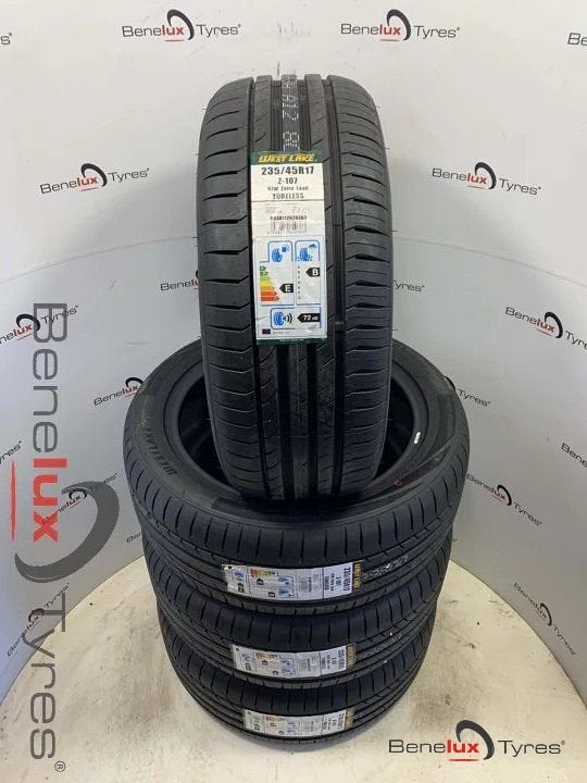 NIEUW 235/45ZR17 235/45R17 235/45 ZR17 R17 235/45/17 2354517, Ophalen, -, -, Nieuw