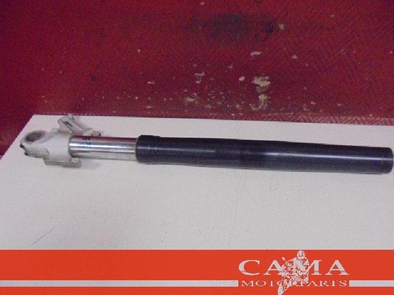 VOORVORK COMPLEET KTM 990 Super Duke 2007-2011, Dhr. S. di Majo, Gebruikt, Info@cama-motorparts.nl, P.J. Troelstraweg 8 8
3144 CX  MAASSLUIS, NL