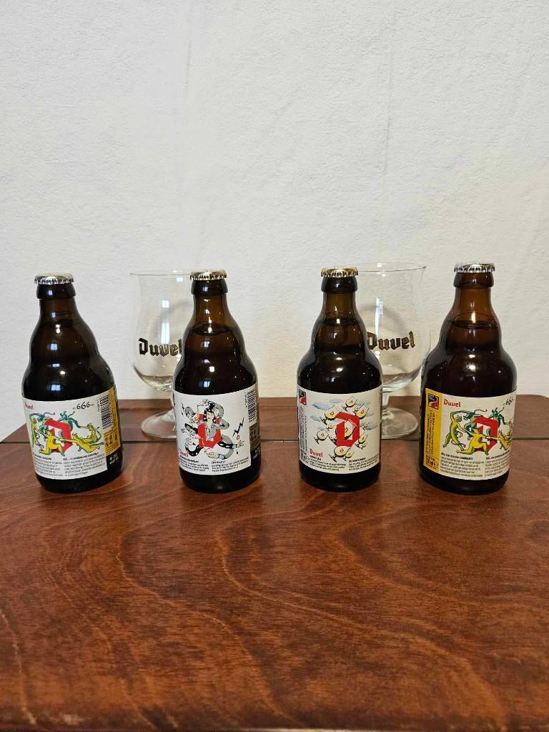 4 duvel flesjes ongeopen voor de verzamelaars en 2 glazen, Ophalen, Nieuw, Flesje(s), Duvel