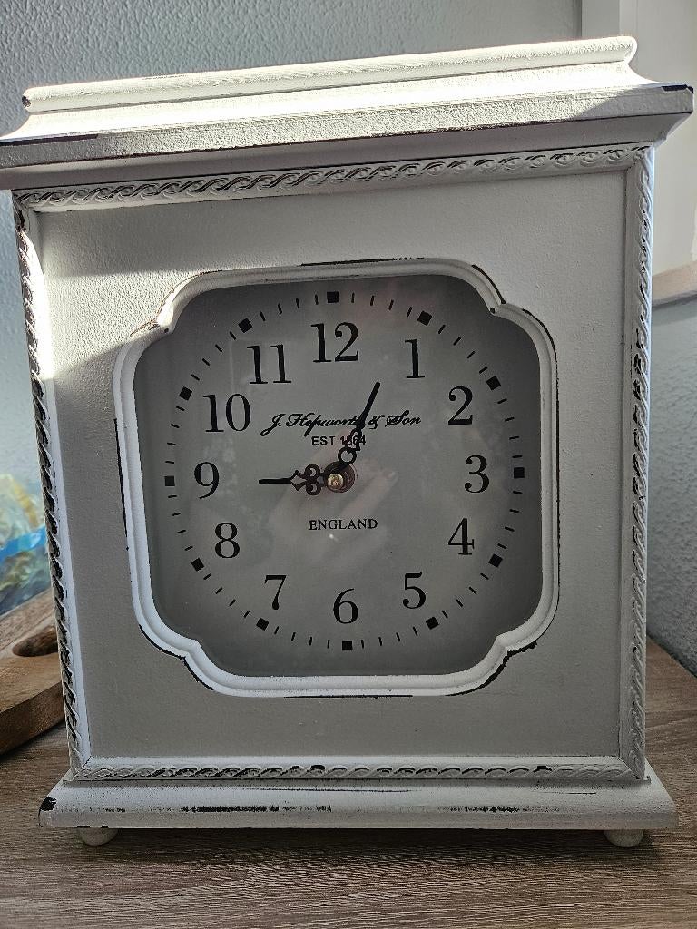 Te koop klok, Enlèvement, Utilisé
