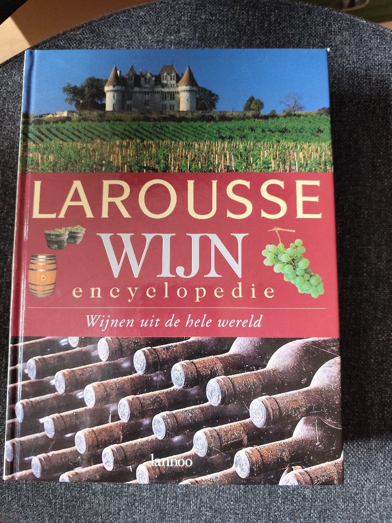 LAROUSSE wijn encyclopedie in prima staat !, Verzamelen, Ophalen of Verzenden, Zo goed als nieuw