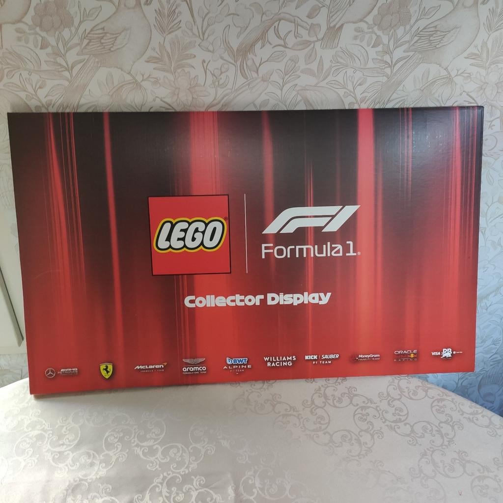 Lego Formula 1 collector display, Ophalen of Verzenden, Auto
