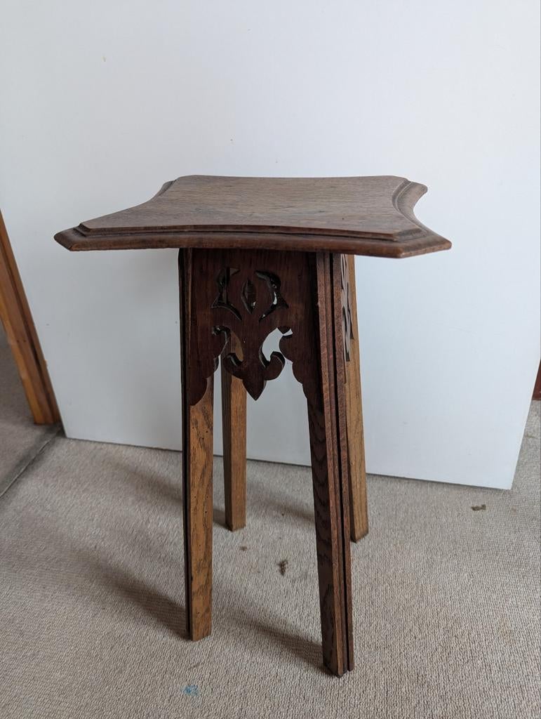 Piéddestal eik, Ophalen