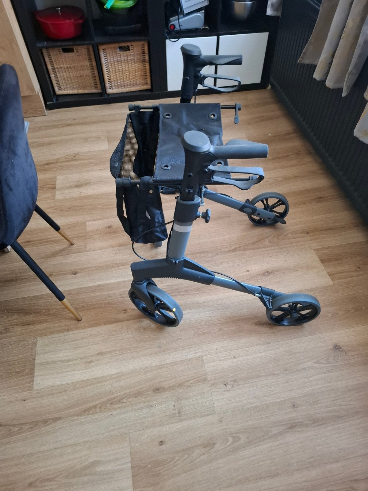 deambulateur, Diversen, Rollators, Ophalen of Verzenden, Lichtgewicht, Zo goed als nieuw