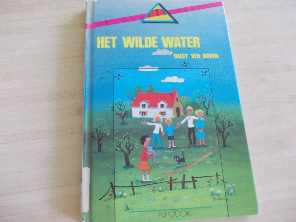 Boek "Het wilde Water" en Boek "1000 Woorden"., Ophalen of Verzenden, Zo goed als nieuw, Fictie algemeen