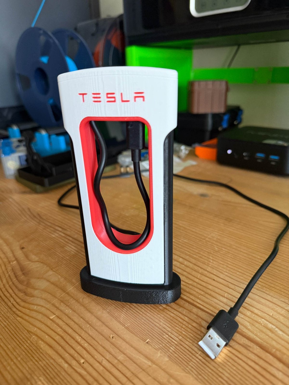 Chargeur téléphone Tesla, Envoi, Comme neuf