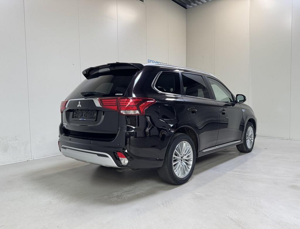 Mitsubishi Outlander 2.4 PHEV AWD Hybrid - Airco - GPS - To, Auto's, Mitsubishi, 0 min, Outlander, 0 kg, Zwart