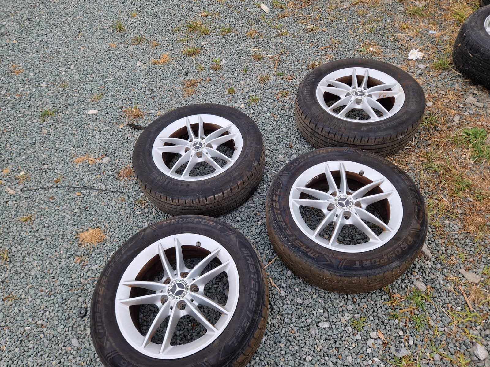 Velgen en banden mercedes a klasse, Auto-onderdelen, Ophalen, 16 inch, Banden en Velgen, 205 mm