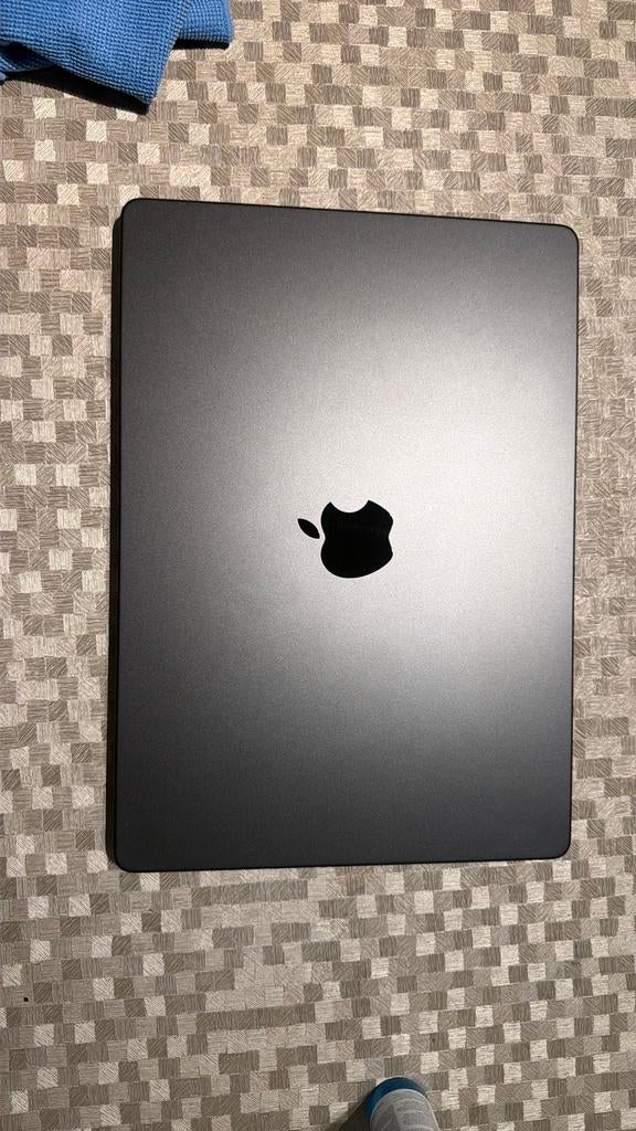 Macbook m4 pro met de pro chip, Computers en Software, Apple Macbooks, Ophalen of Verzenden, Zo goed als nieuw, MacBook