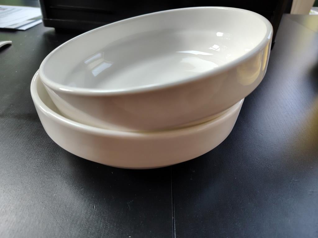 2 diepe spaghetti borden, Huis en Inrichting, Keuken | Servies, Ophalen, Bord(en)