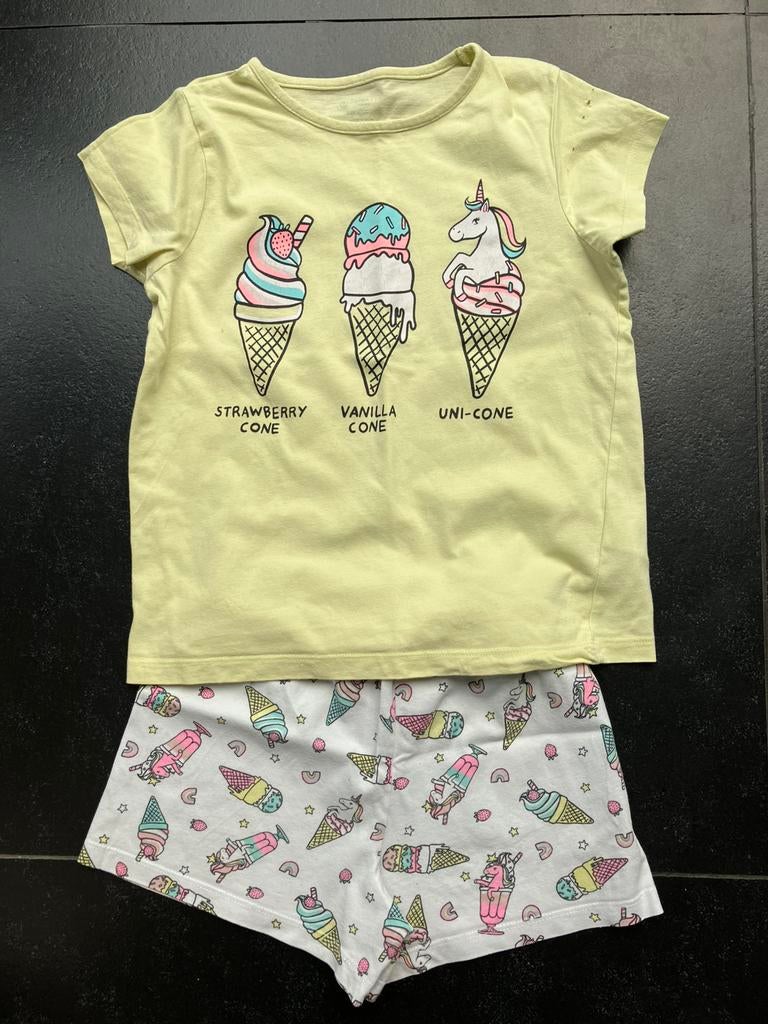 Zomerpyjama met eenhoornprint - maat 122 - Primark, Kinderen en Baby's, Ophalen, Gebruikt, Meisje, Nacht- of Onderkleding