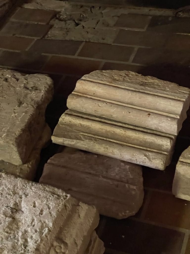 antieke schouw 15e/16e eeuw, wit zandsteen, Huis en Inrichting, Ophalen, Gebruikt, Overige soorten