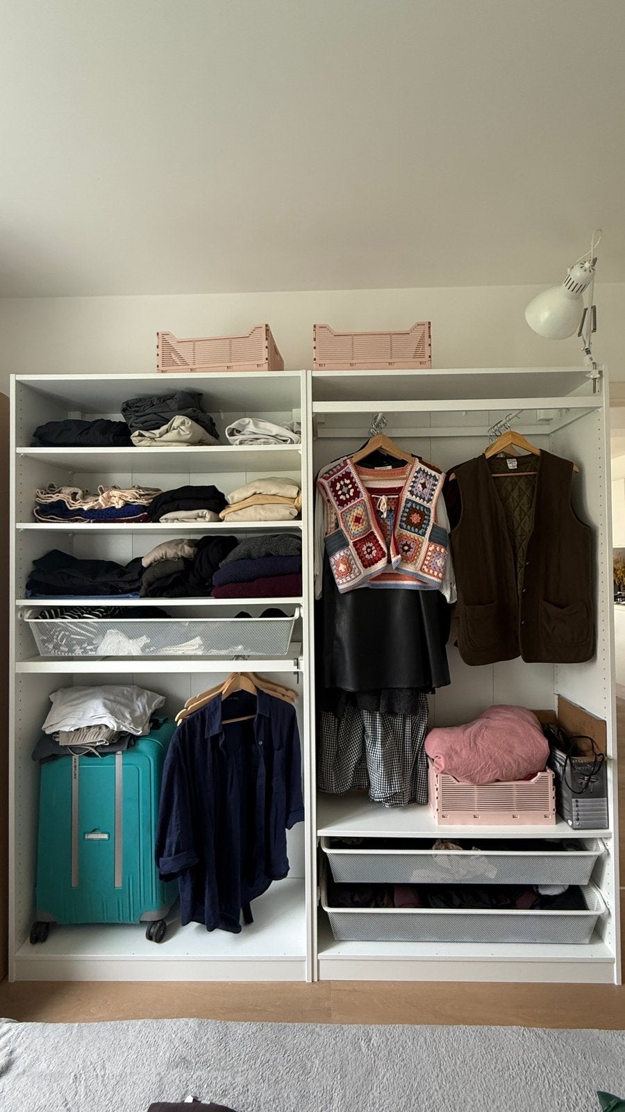 IKEA PAX Wardrobe 200x35x201 cm – White with Sliding Doors, Enlèvement, Comme neuf