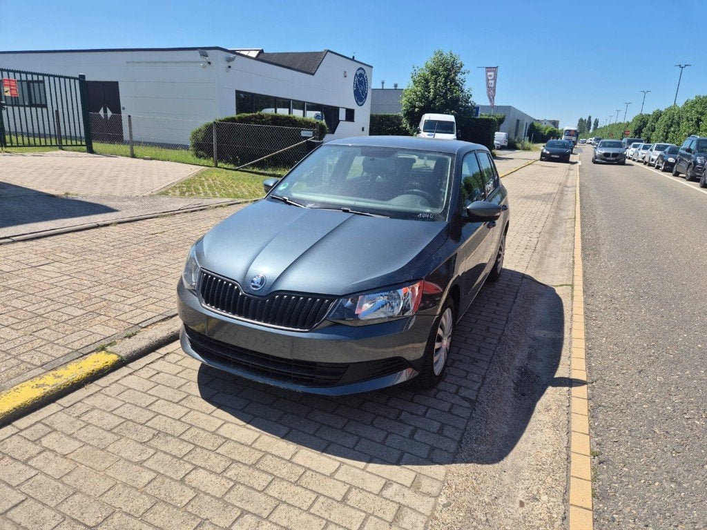 Skoda Fabia1.2 TSI - Parkingssensoren - Trekhaak + Keuring, 4 cilinders, Bedrijf, 5 deurs, 1200 cc