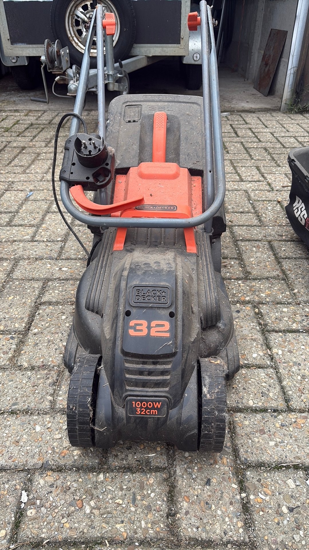 Black en decker elektrische grasmachine, Tuin en Terras, Ophalen, Zo goed als nieuw