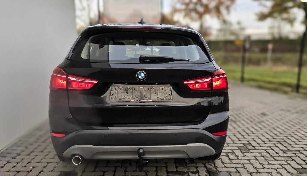BMW X1 16d Sdrive Navi/leder/Trekhaak/GARANTIE, Auto's, Zwart, Leder, Bedrijf, 5 deurs