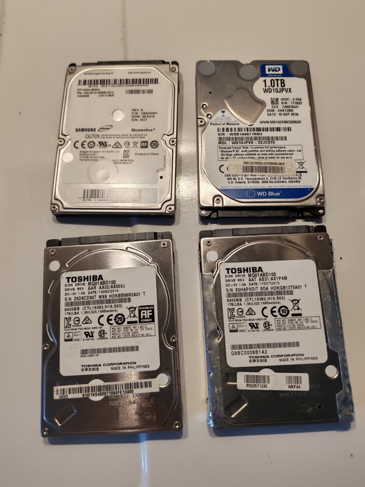 les disques durs d'ordinateurs portables ne sont plus utilis, Informatique & Logiciels, 1 terra 500 giga tot 250 giga, Enlèvement ou Envoi