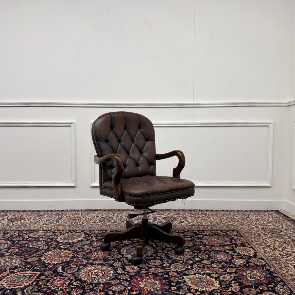 Klassiek Engels Chesterfield Bureaustoel, Enlèvement