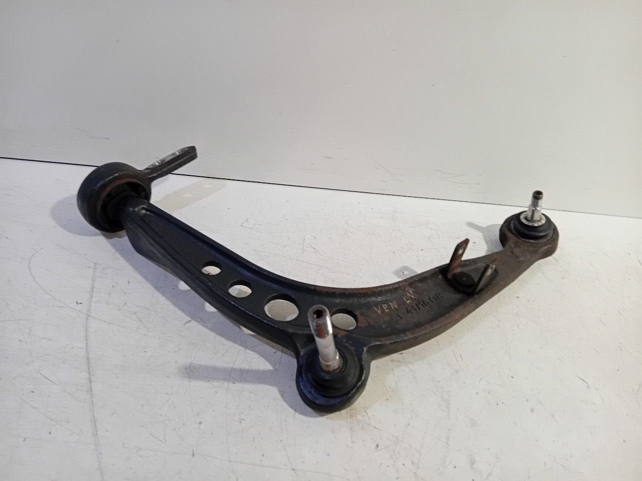 Draagarm links voor BMW Z3, BMW, Onderdelen@venauto.nl, Van der Ven Autorecycling B.V., Ettenseweg 76, 4706 PB Roosendaal, The Netherlands