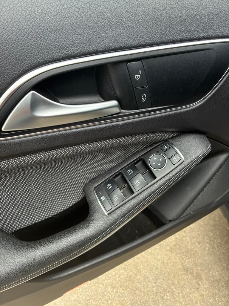 Mercedes GLA 200 CDI, Autos, 100 kW, Achat, Euro 6, 5 portes