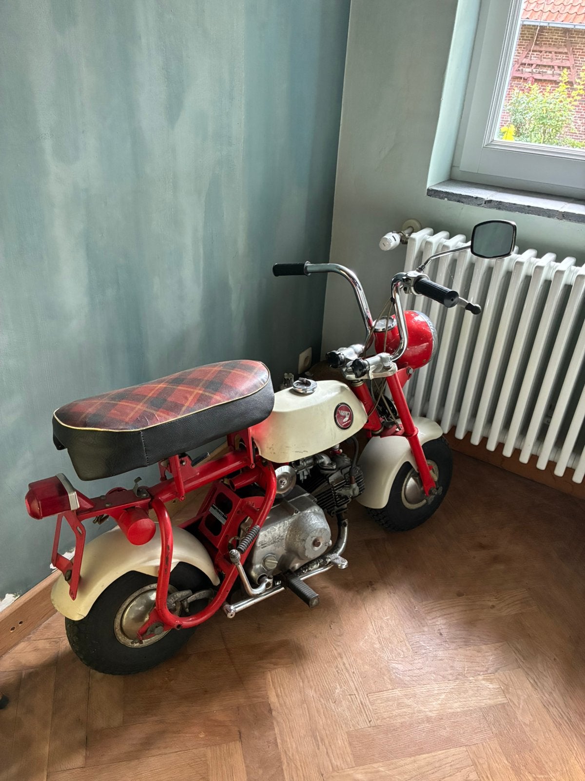 HONDA MONKEY Z50M, Fietsen en Brommers, Ophalen, Zo goed als nieuw