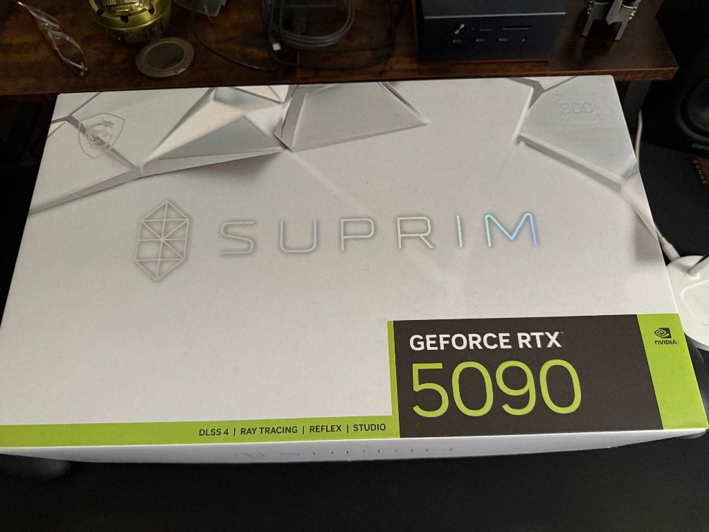[sous garantie] MSI GeForce RTX 5090 Suprim SOC, Ophalen, Zo goed als nieuw, Overige soorten