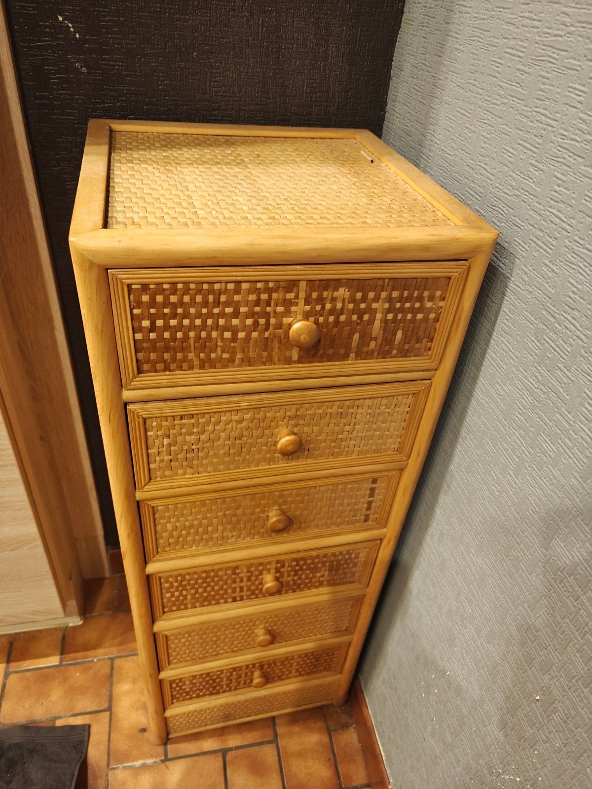 rieten kastje, Huis en Inrichting, Ophalen