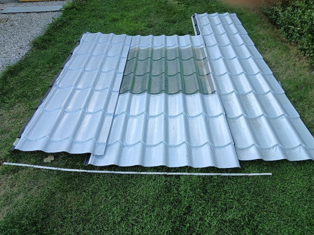 Rest Dakpanplaten en Lichtstraat - Afdak 215cm op 243cm, 5 tot 10 m², Zo goed als nieuw, Metaal, Grijs
