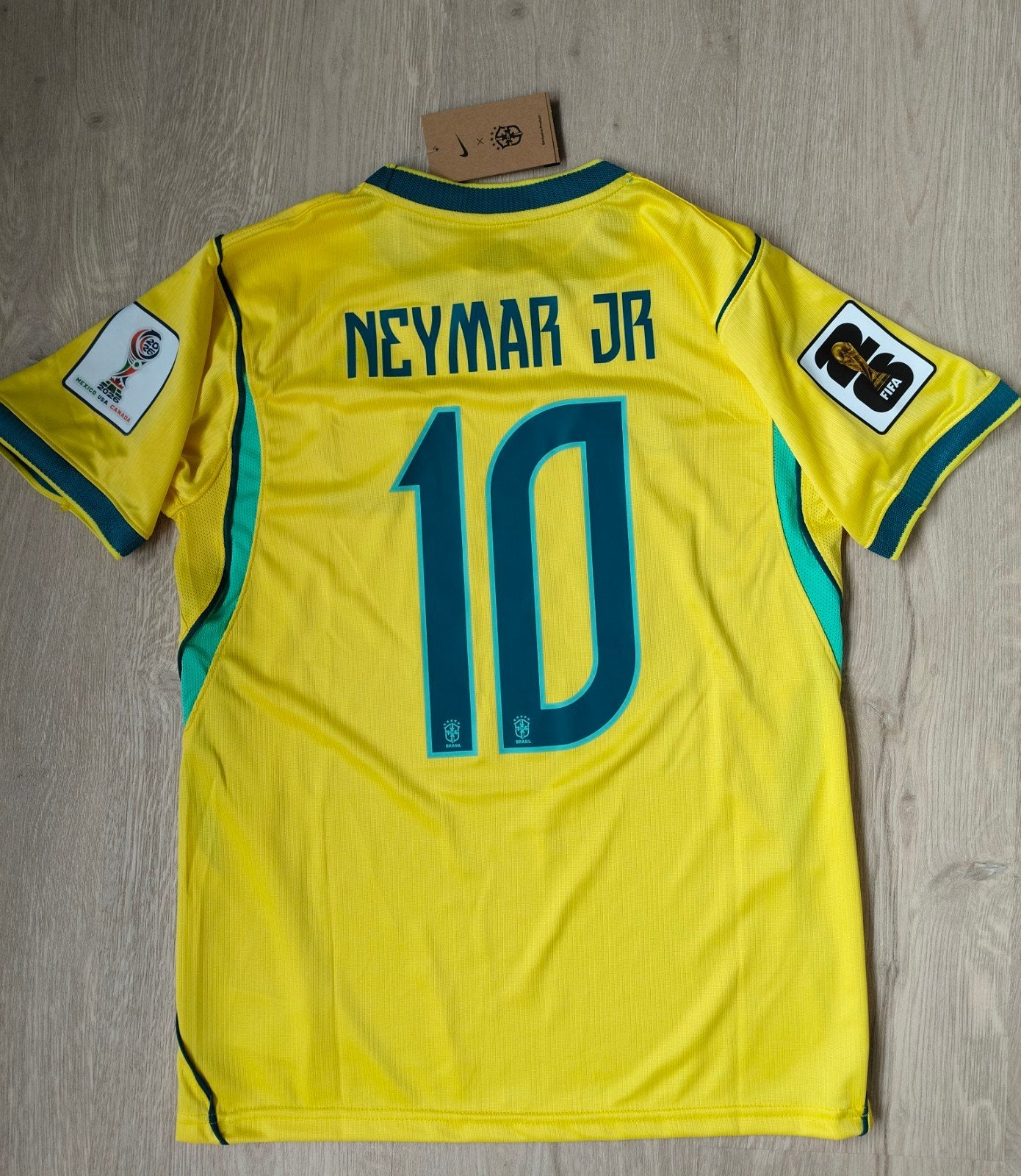 Maillot à domicile pour la Coupe du monde 2026, Brésil, Neym, Sports & Fitness, Taille M, Envoi, Neuf, Maillot