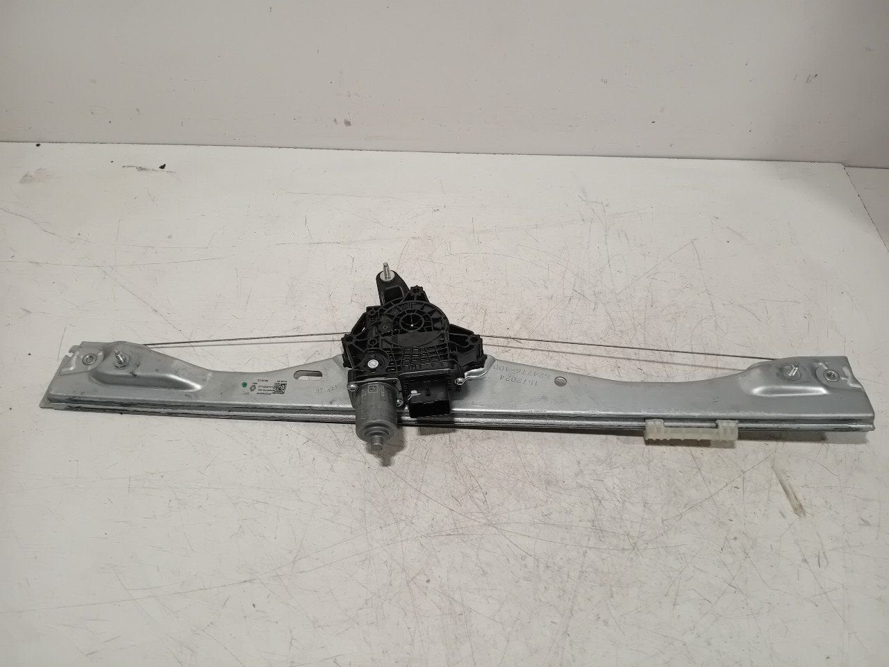 Raammechaniek elektrisch links voor Renault Master, Onderdelen@venauto.nl, Van der Ven Autorecycling B.V., Gebruikt, Ettenseweg 76, 4706 PB Roosendaal, The Netherlands