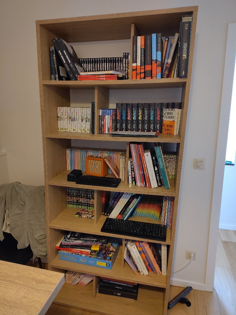 Bibliothèque, Maison & Meubles, 25 à 50 cm, Comme neuf, Enlèvement, 200 cm ou plus