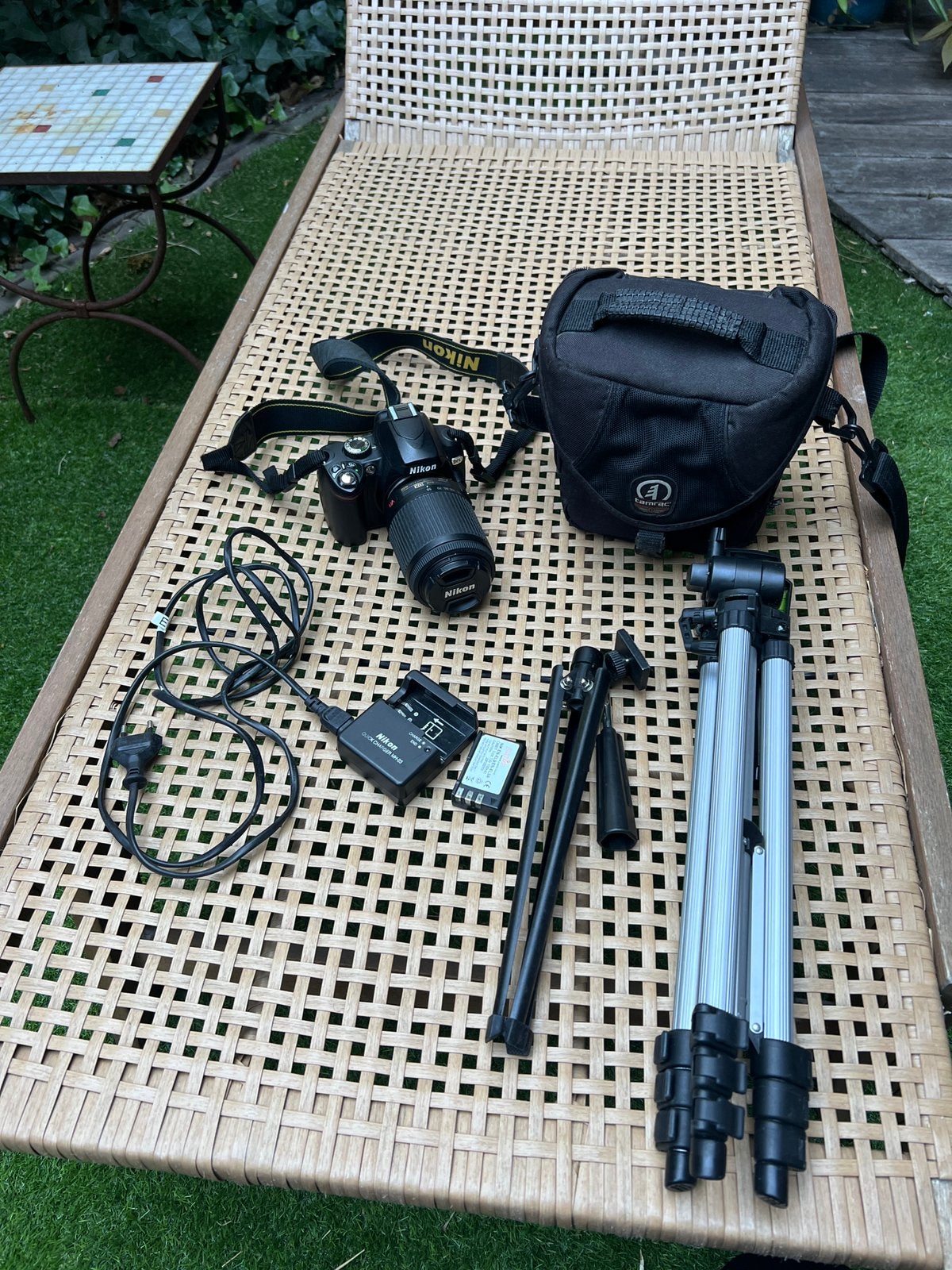 Nikon D60 spiegelreflex camera met Nikkor 55-200 lens, Audio, Tv en Foto, Ophalen of Verzenden, Oplader, Spiegelreflex, Nikon