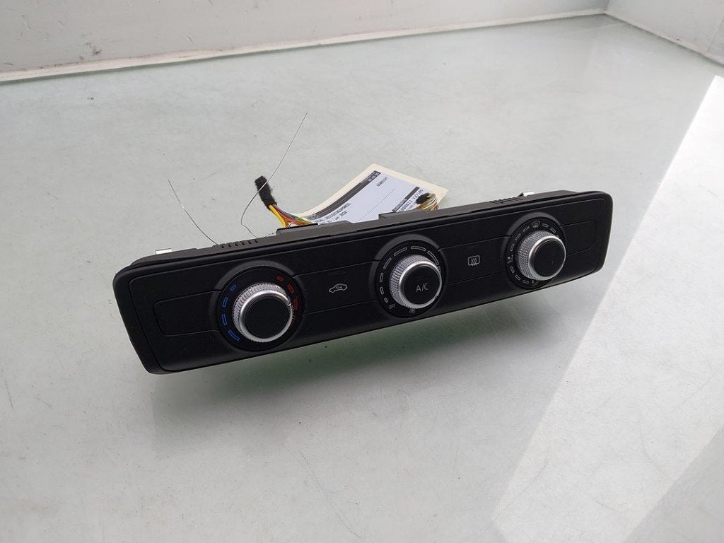 PANNEAU DE COMMANDE CHAUFFAGE CLIMATISATION (|83A820047B|83A, Utilisé, Audi