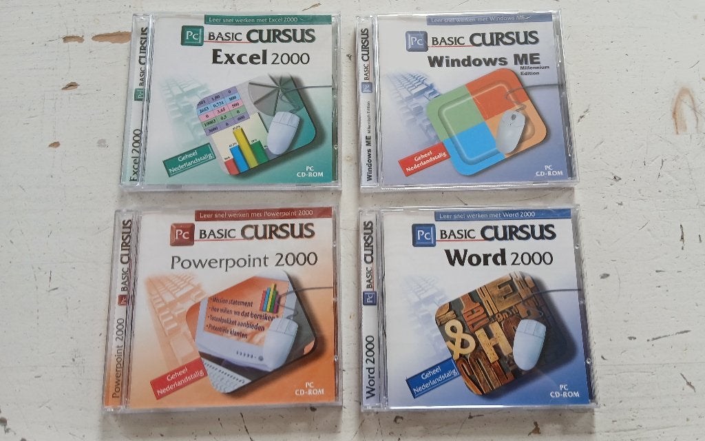 PC Basic Cursus Exel Powerpoint 2000 & Word Windows ME, Informatique & Logiciels, Logiciel Office, Enlèvement, Comme neuf, Excel