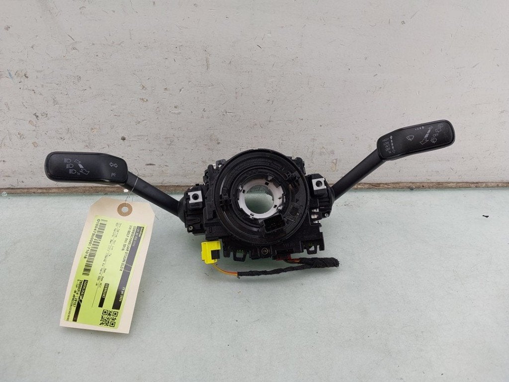 COMBISCHAKELAAR STUUR Volkswagen Golf VII (AUA), Gebruikt, Volkswagen, Volkswagen AG, Kundenbetreuung@volkswagen.de