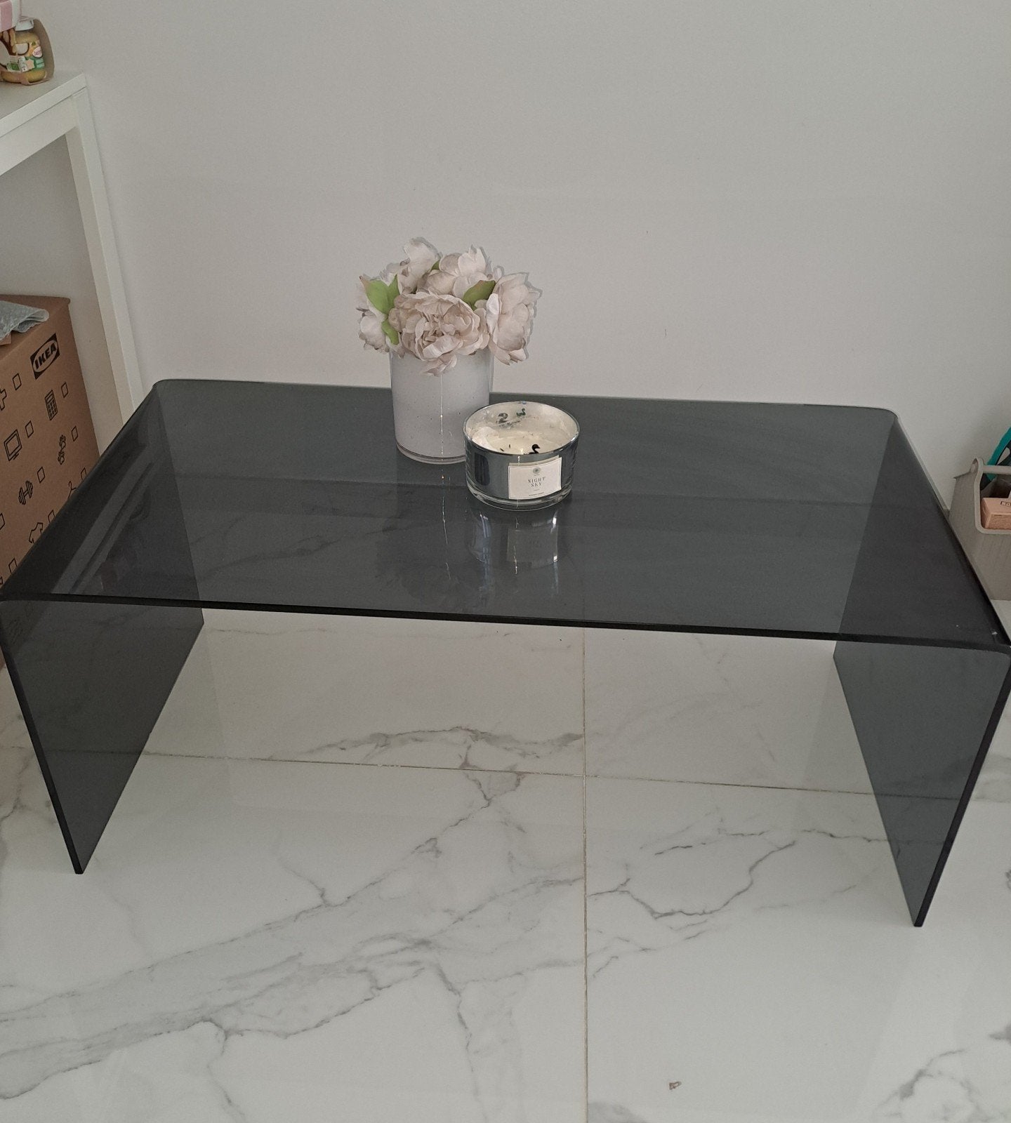 table basse, Enlèvement, Verre