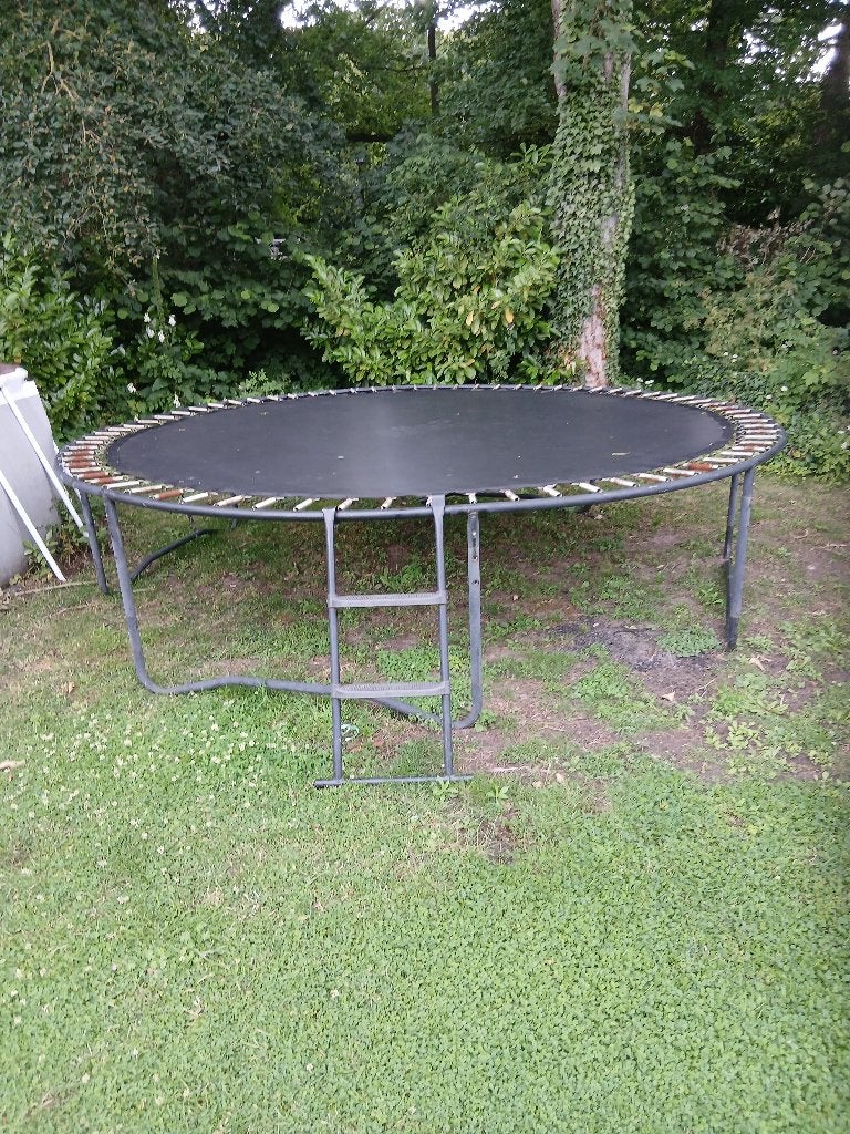 trampoline salta 366, Ophalen