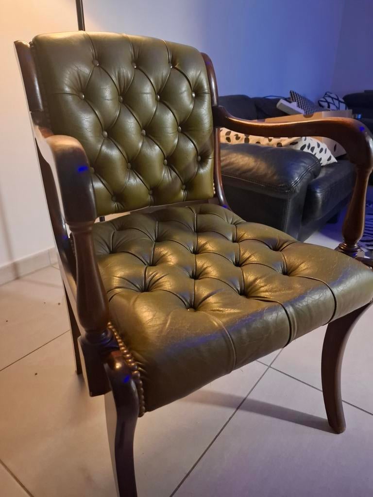 English Chesterfield chair, Ophalen of Verzenden