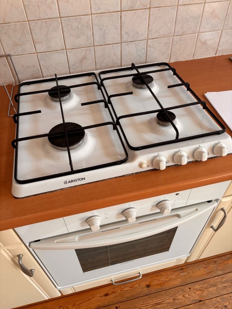 Plaque à gaz, Electroménager, Tables de cuisson, Gaz, 4 zones de cuisson, Enlèvement, Utilisé