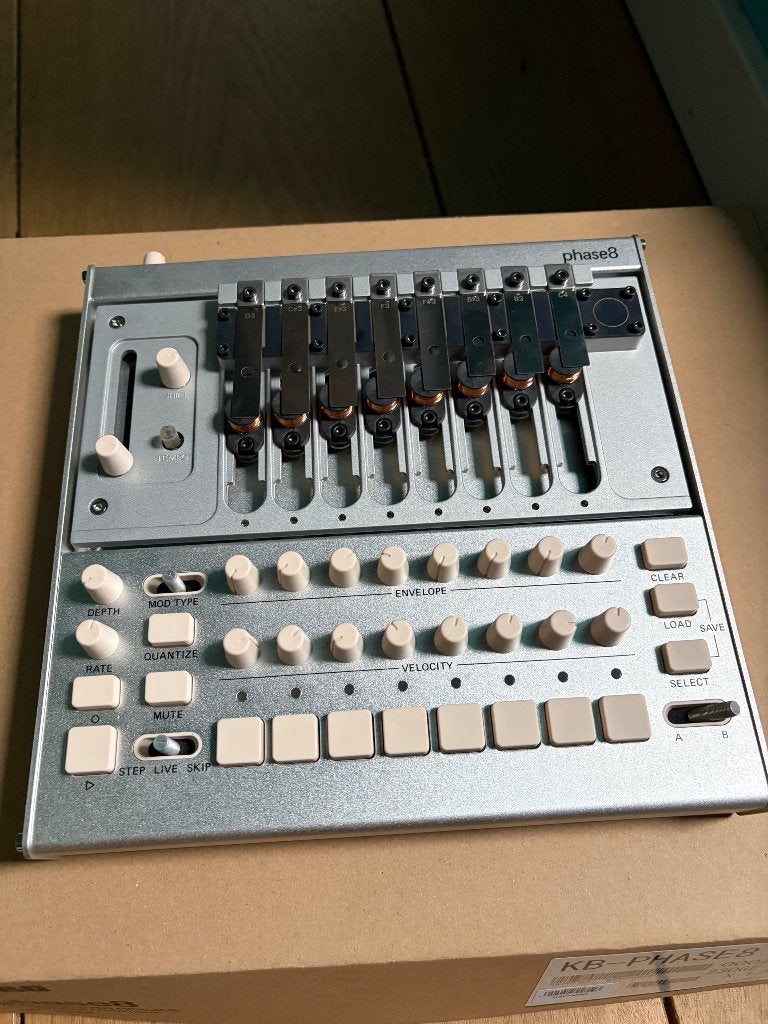 Korg phase 8 limited édition, Enlèvement ou Envoi, Neuf, Autres nombres, Korg