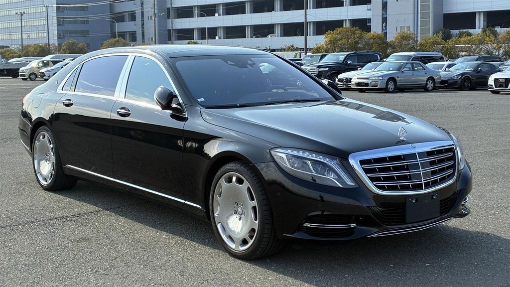 Maybach Other Maybach S500 2015 Nieuw Conditie, Autos, Achat, Entreprise, Carnet d'entretien, Noir