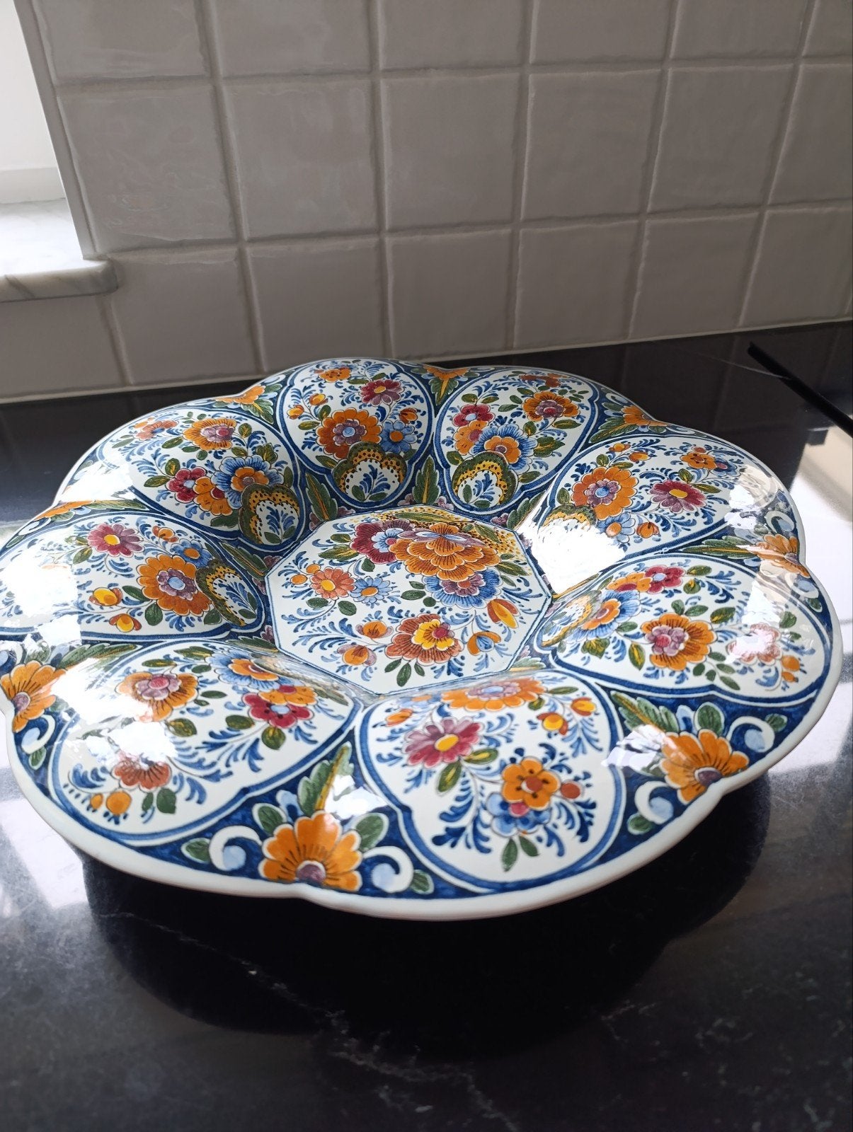 Groot bord Delfts.39.5 cm, Antiek en Kunst, Ophalen