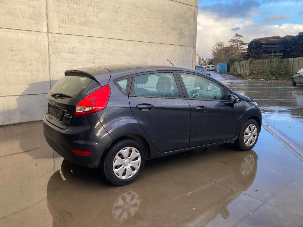 Ford Fiesta 1.3 essence 2010 avec 62000 km *euro5 *garantie*, Autos, Ford, 1242 cm³, Entreprise, 5 portes, 5 places